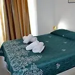 Bellagio Blue Hotel