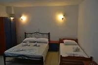 Bellagio Blue 酒店 2*