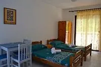 Bellagio Blue 酒店 2*